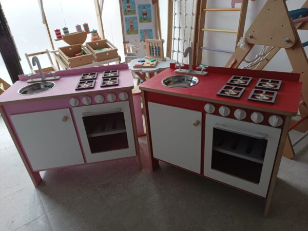 Cocinita de Madera de Juguete - Imagen 6
